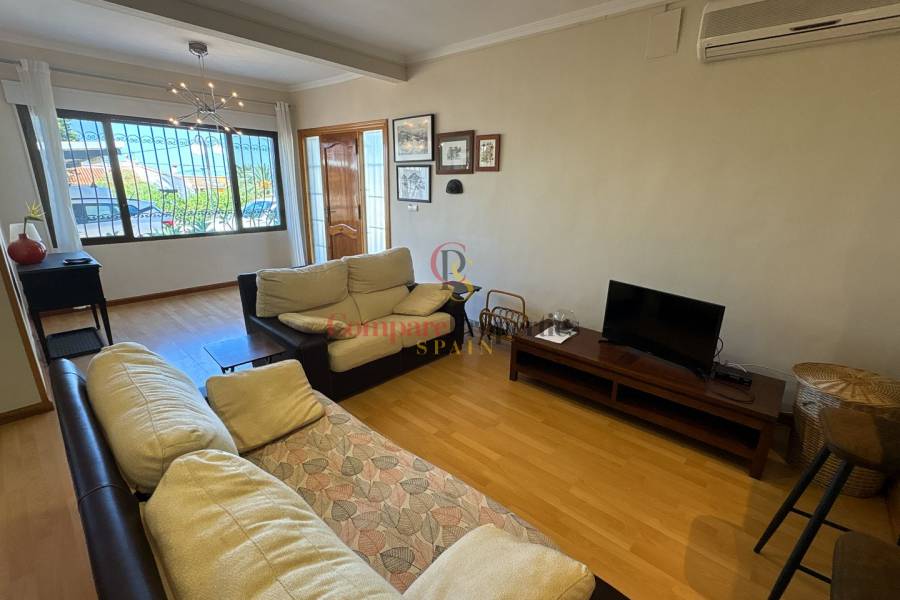 Sale - Villa - Dénia - Montgo