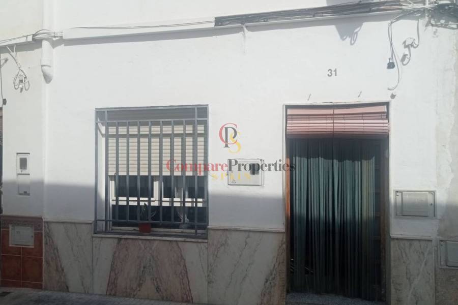 Sale - Apartment - Oliva - 