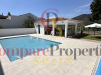 Venta - Townhouses - Salem - 