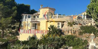 Villa - Sale - Dénia - Montgo