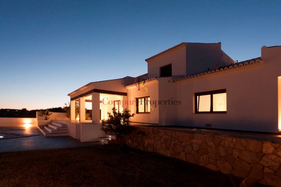 Sale - Villa - Moraira