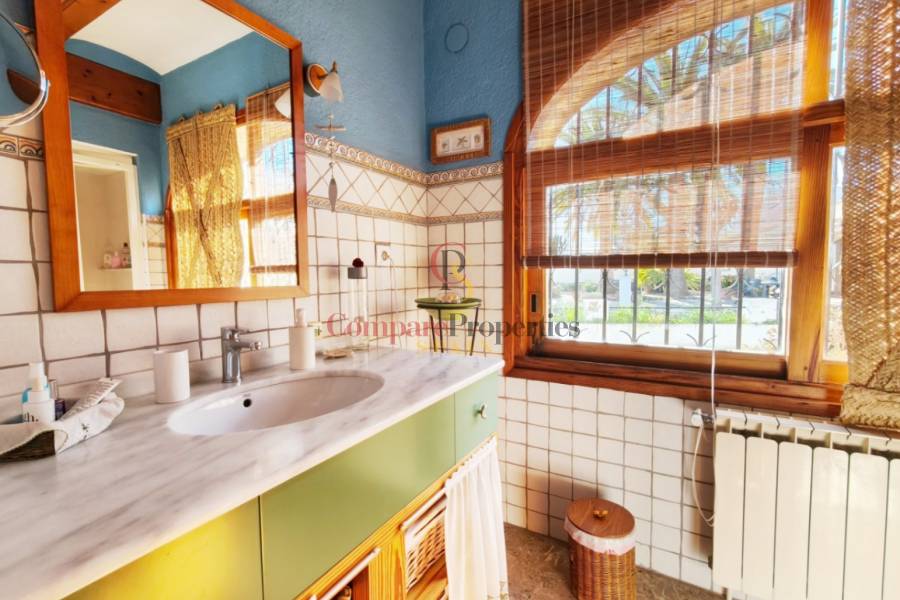 Venta - Villa - Jávea