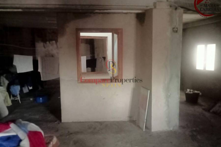 Sale - Apartment - Oliva - 