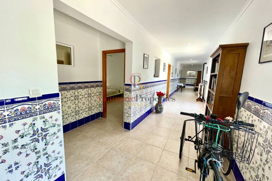 Verkauf - Villa - Daya Nueva