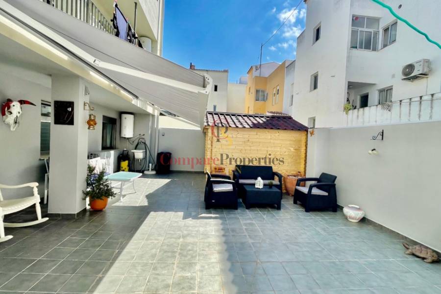 Sale - Apartment - Jalon Valley - Ciudad