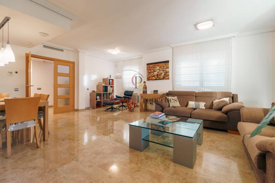 Venta - Villa - Benidorm