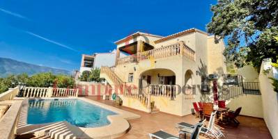 Villa - Sale - Jalon Valley - Valley / Urbanización