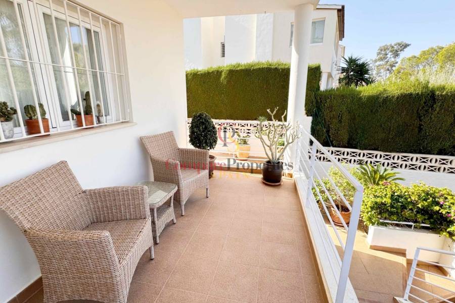 Sale - Semi-Detached Villa - Albir