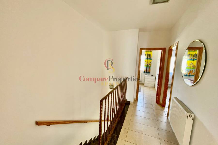 Sale - Townhouses - Jalon Valley - Valle