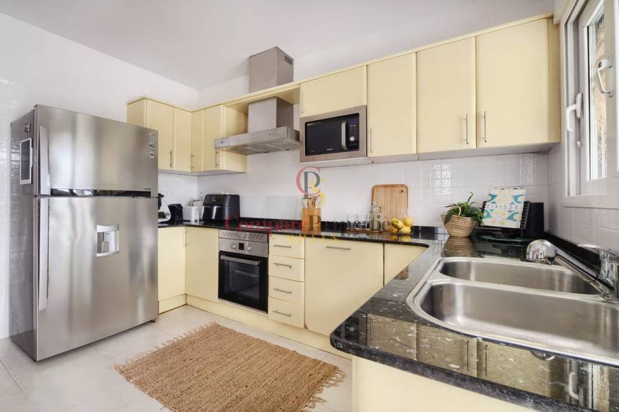 Sale - Villa - Jávea