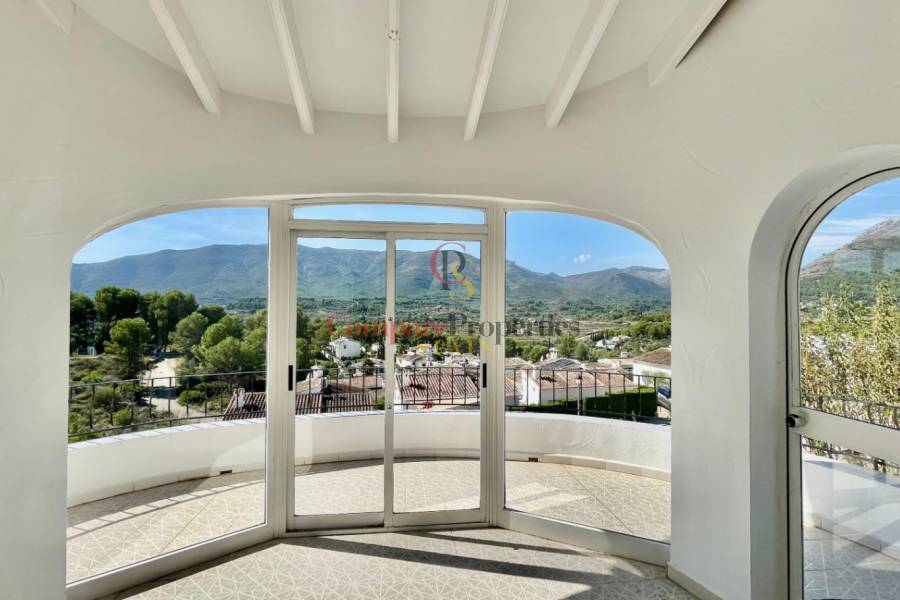 Sale - Villa - Jalon Valley - Valley / Urbanización