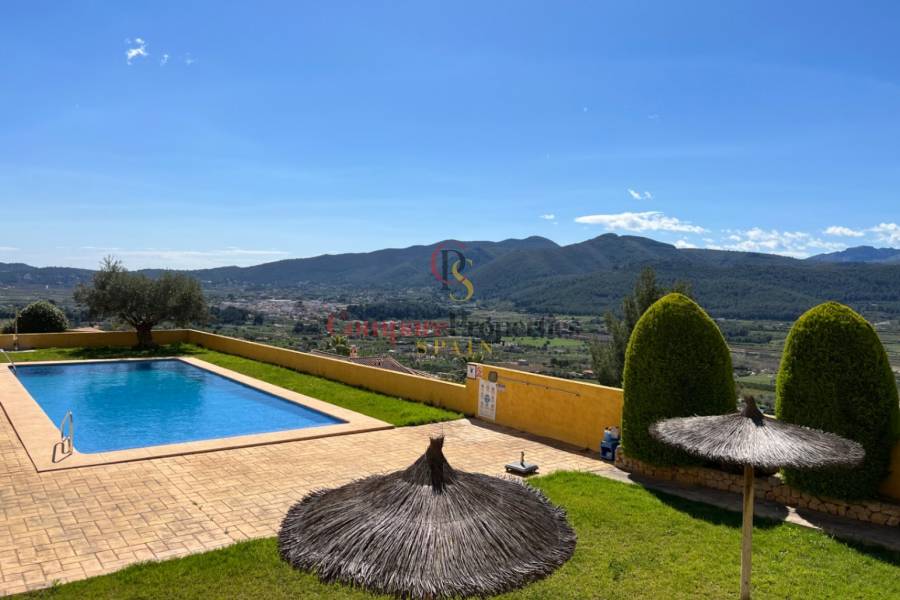 Sale - Townhouses - Jalon Valley - Urbanización