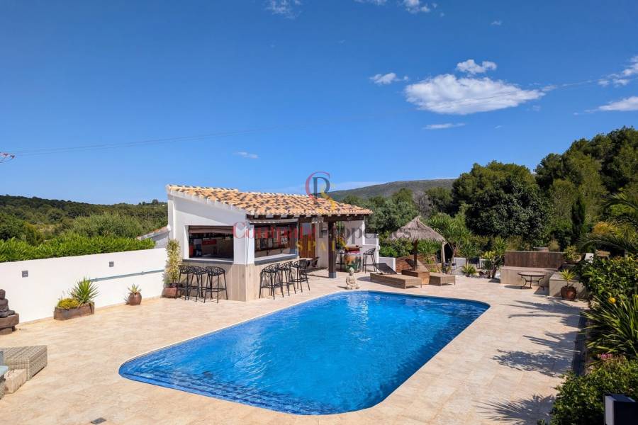Verkauf - Villa - Jávea - La Lluca