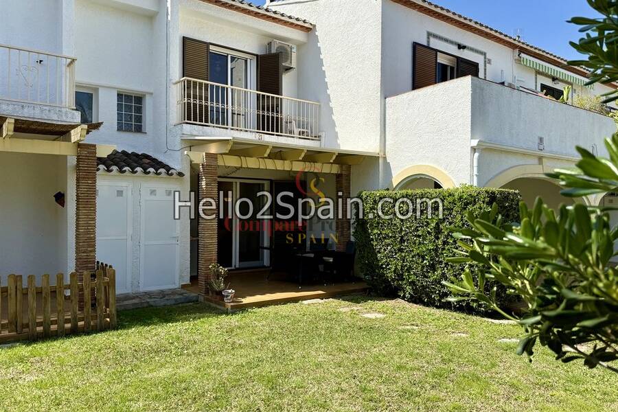 Sale - Townhouses - Dénia