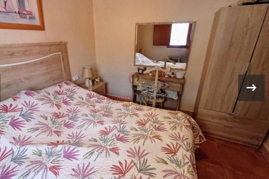 Sale - Townhouses - Oliva - 