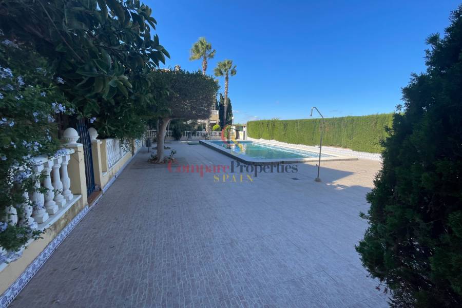 Verkauf - Villa - Guardamar del Segura