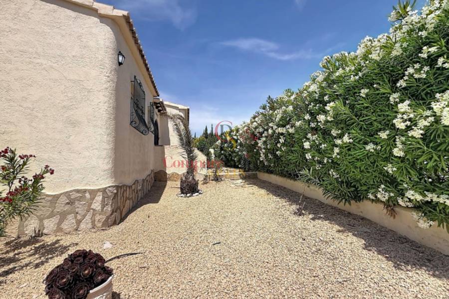 Sale - Villa -  - Magnolias