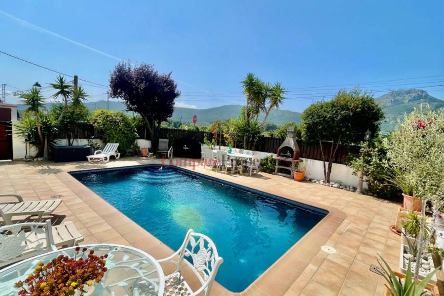 Sale - Villa - Jalon Valley - Pueblo