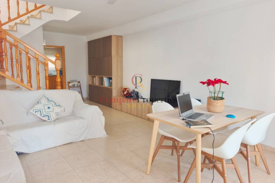 Sale - Townhouses - Oliva