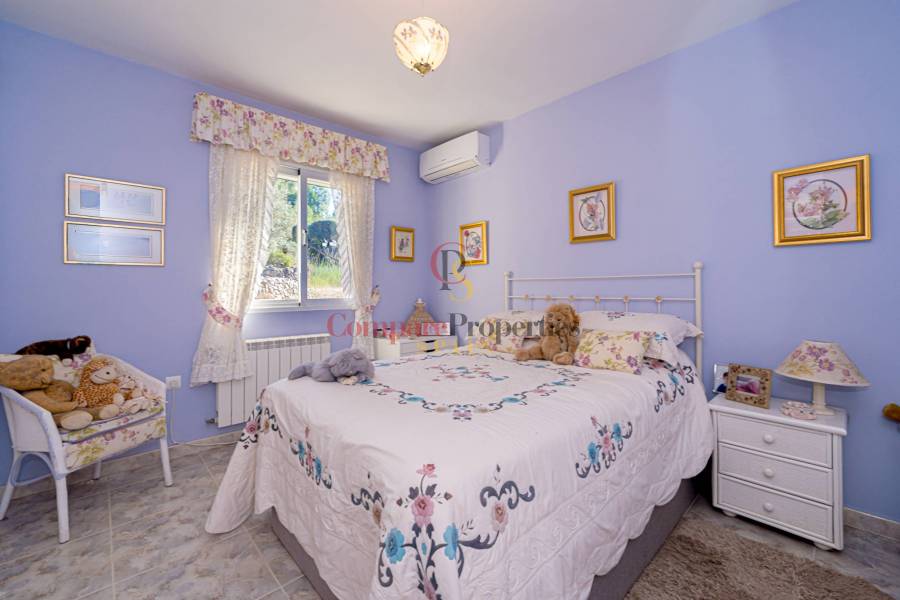 Venta - Villa - Jalon Valley - 