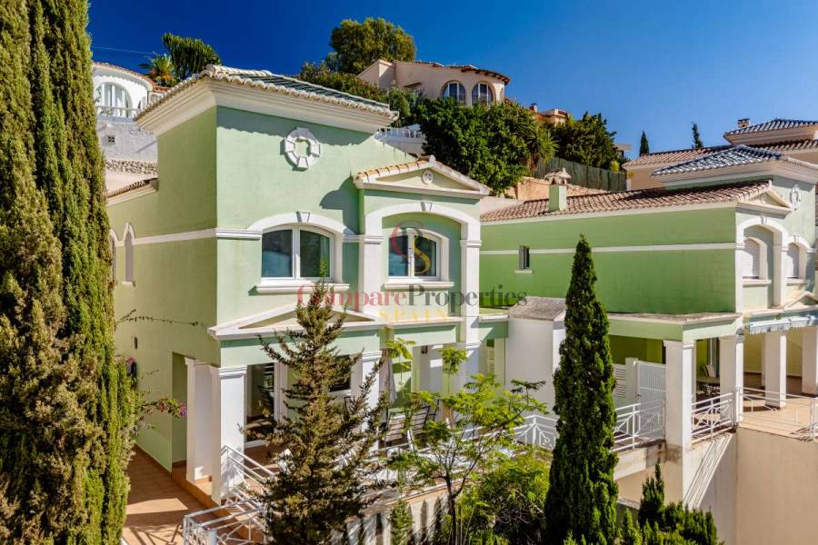 Sale - Townhouses - Calpe