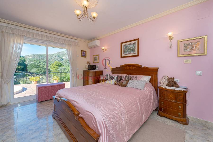 Venta - Villa - Jalon Valley - 