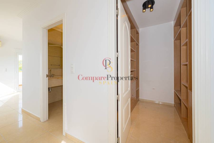 Sale - Villa - Orba Valley - Centro pueblo