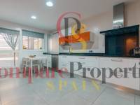 Venta - Villa - Benidorm