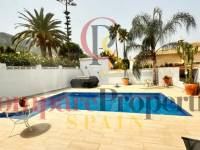 Sale - Villa - Dénia - Montgo