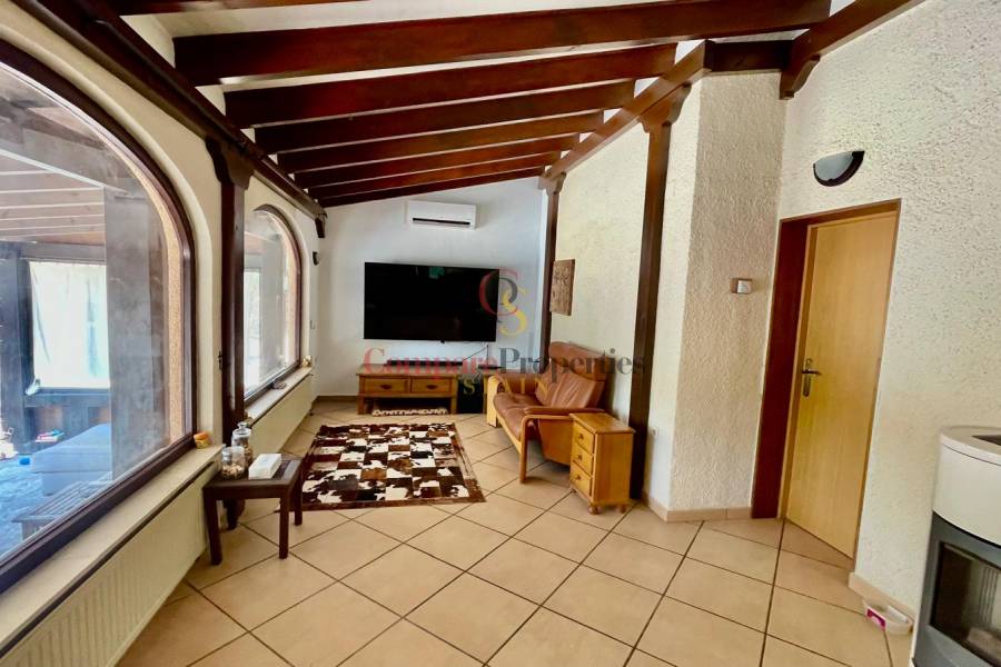 Sale - Villa - Jalon Valley - Campo