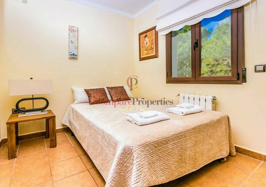 Sale - Villa - Benissa - 03725