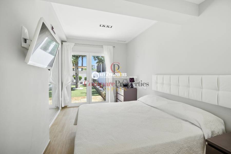 Venta - Villa - Dénia - Denia