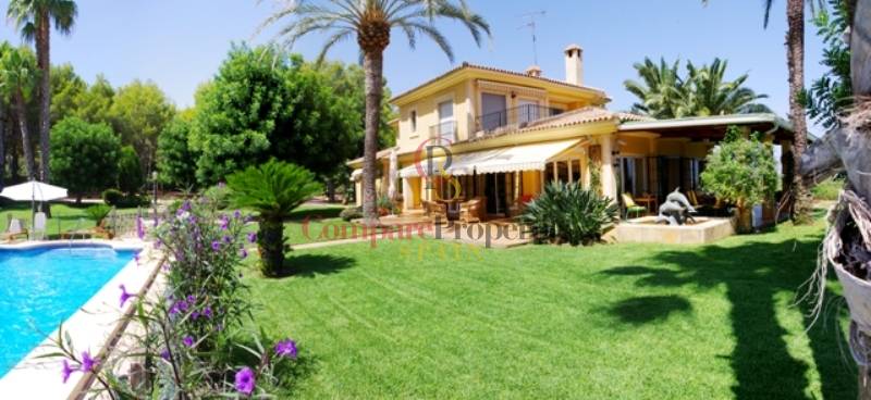 Venta - Villa - Dénia