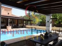 Sale - Villa - Jalon Valley - Campo