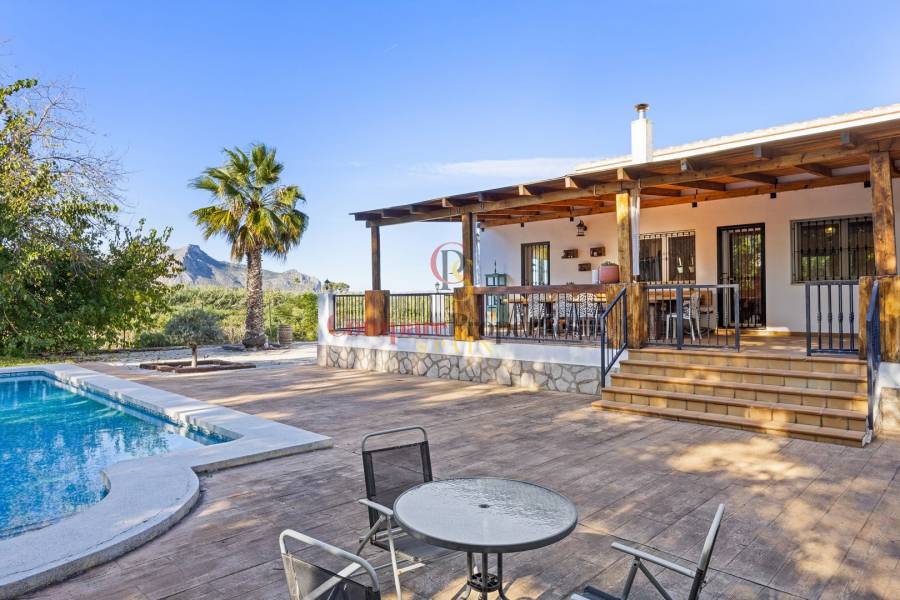 Verkoop - Villa - Dénia - Periferia