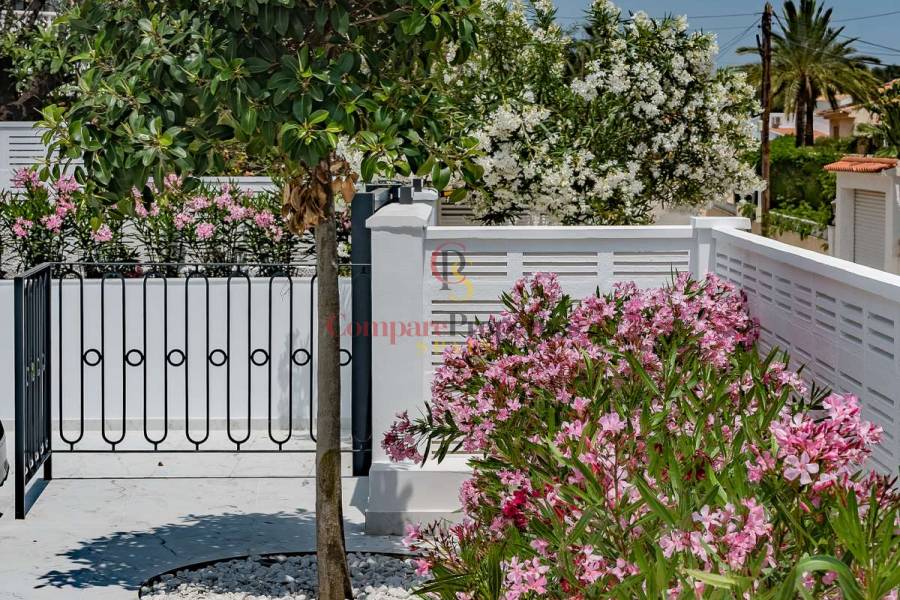 Sale - Villa - Calpe