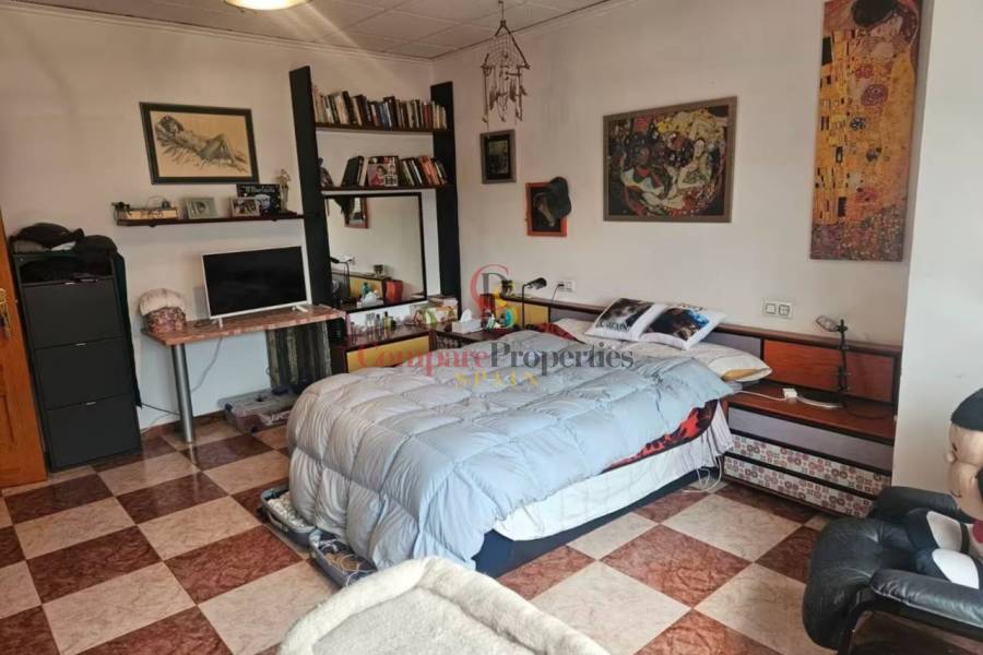 Sale - Apartment - Ador - 