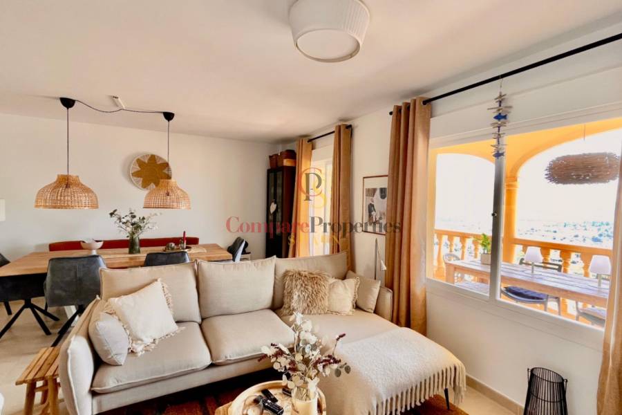 Sale - Townhouses - Jalon Valley - Urbanización