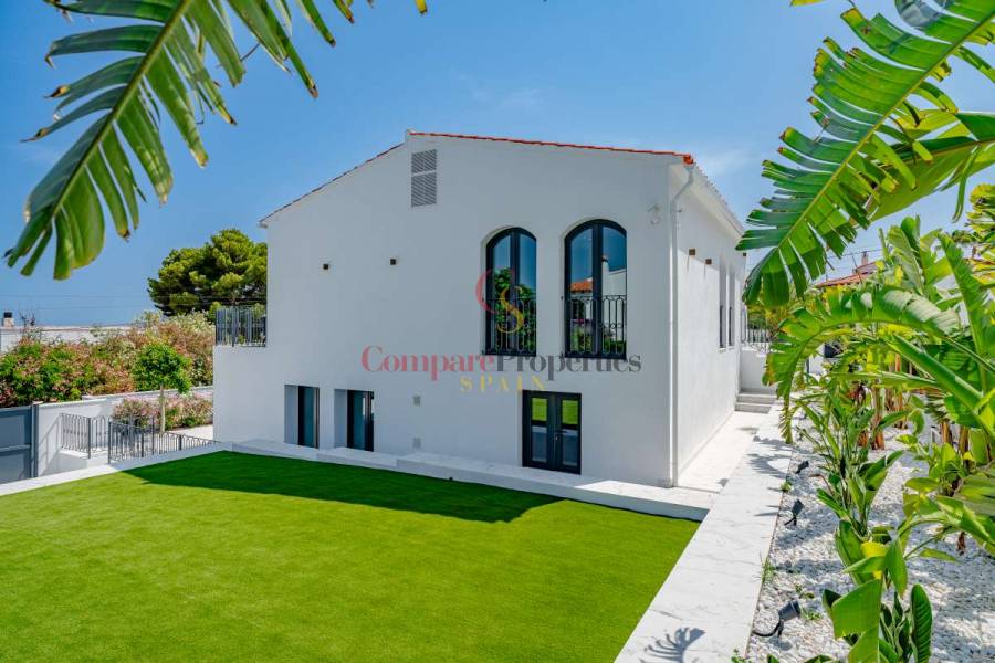 Sale - Villa - Calpe