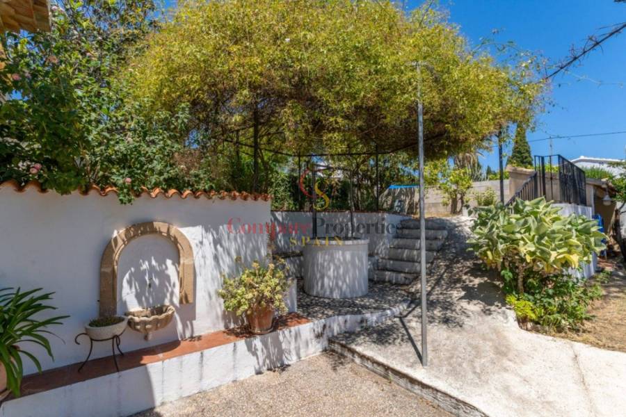 Sale - Villa - Jávea - La Lluca - La Tarraula