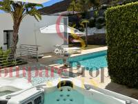 Venta - Villa - Jávea