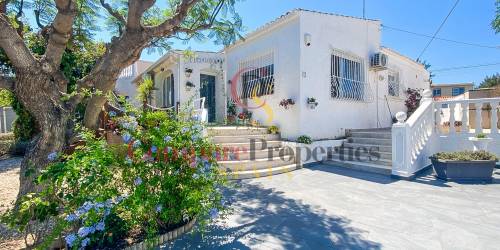 Villa - Verkoop - Albir - Albir