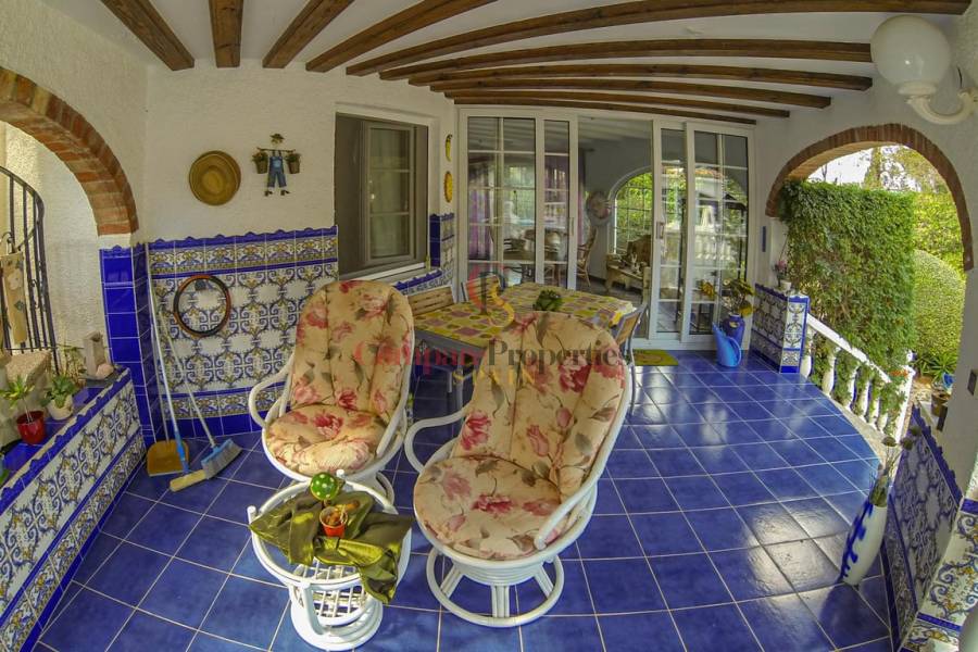 Sale - Villa - Dénia
