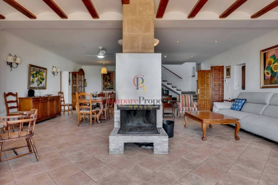 Sale - Villa - Jávea - La Lluca - La Tarraula