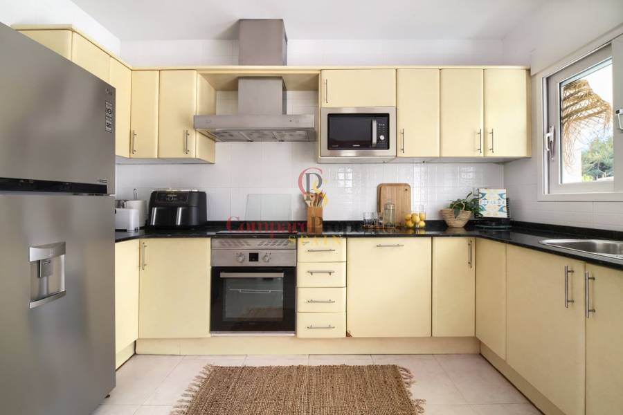 Sale - Villa - Jávea