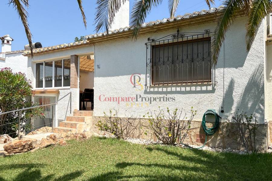 Venta - Semi-Detached Villa - Dénia - Montgo