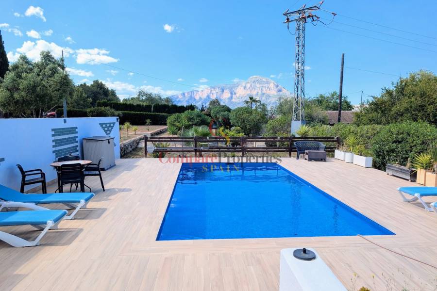 Verkauf - Villa - Jávea - La Lluca