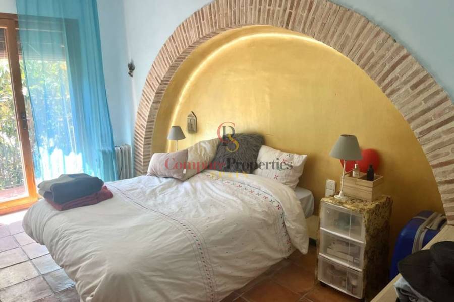 Verkoop - Villa - Orba Valley - Orba