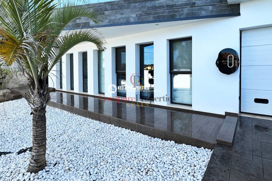 Venta - Villa - Jávea