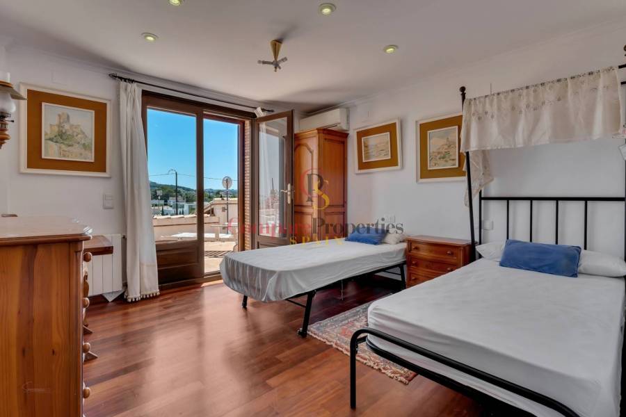 Sale - Villa - Jávea - La Lluca - La Tarraula